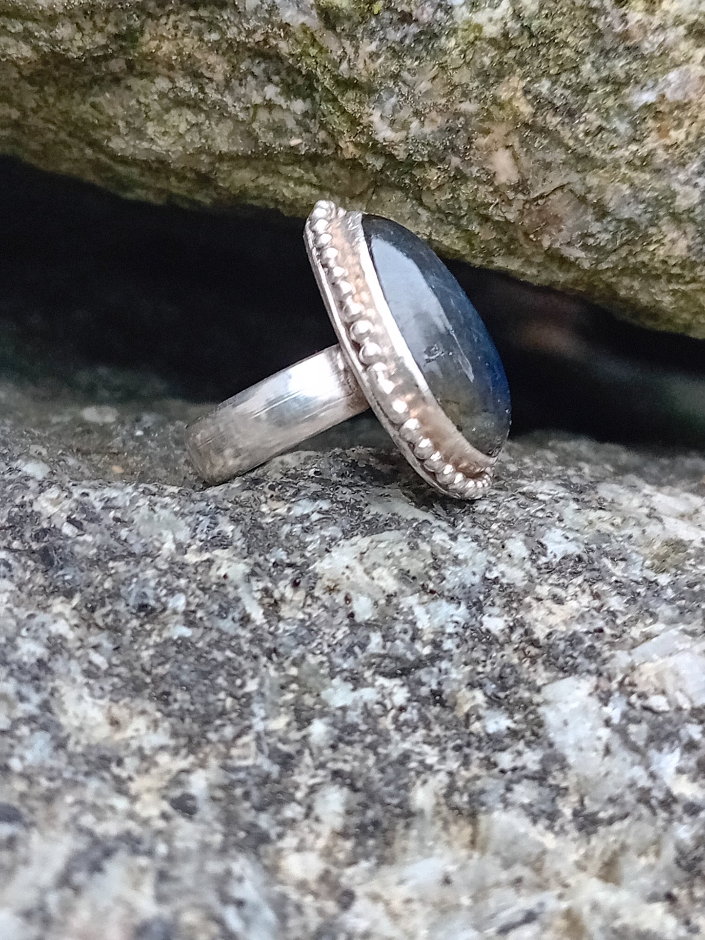 Bague Labradorite et fil perlé T51