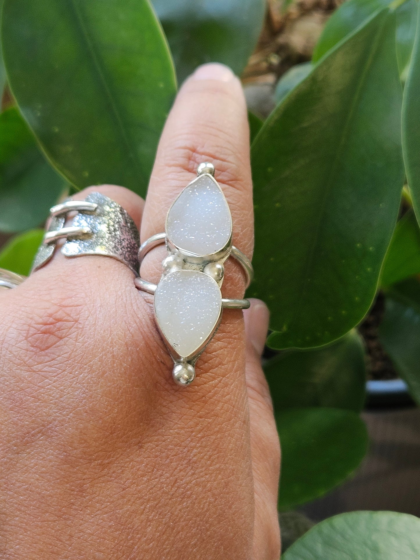 Druzy - bague en druze d'agate blanche réglable